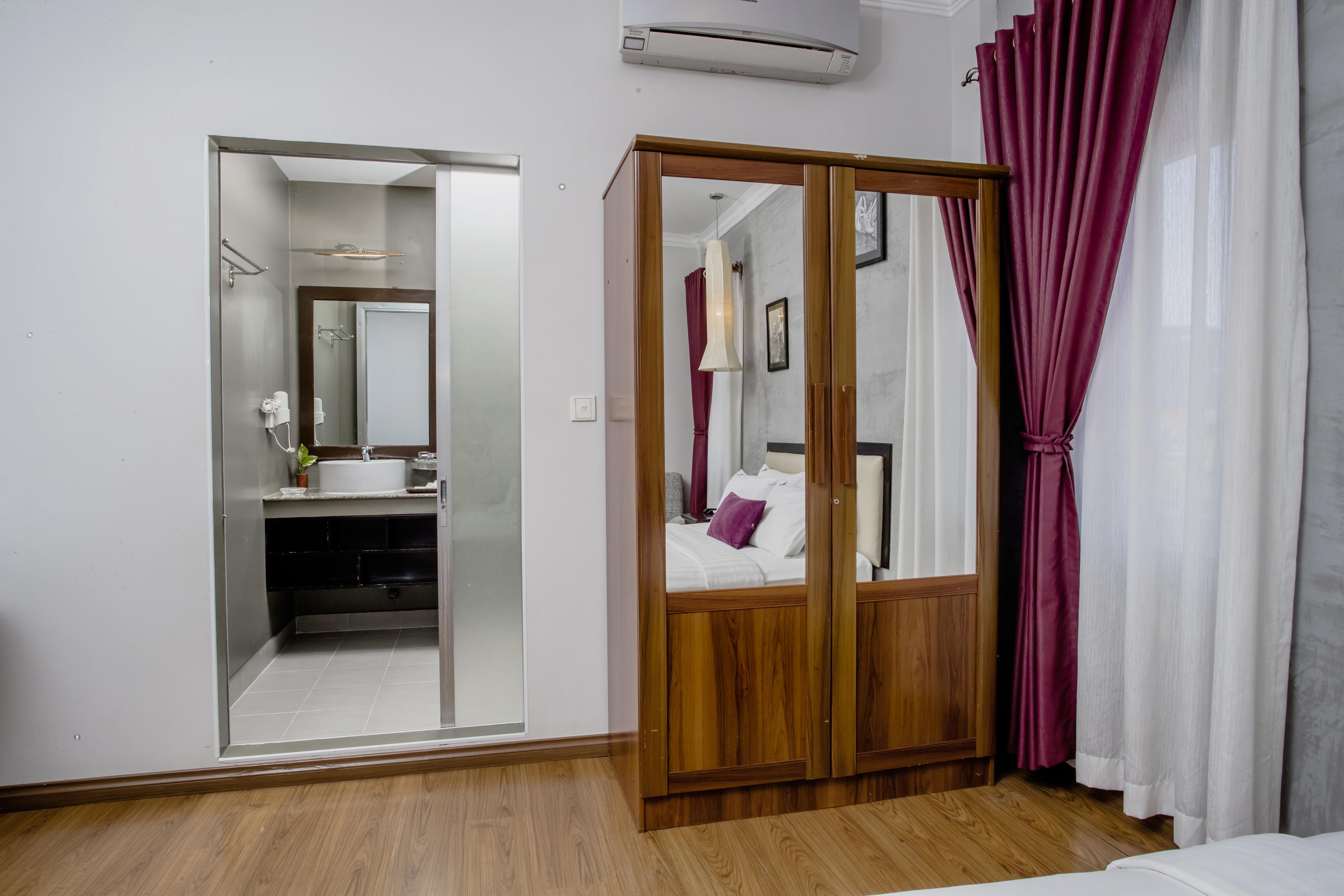 King Grand Boutique Hotel Phnom Penh Dış mekan fotoğraf