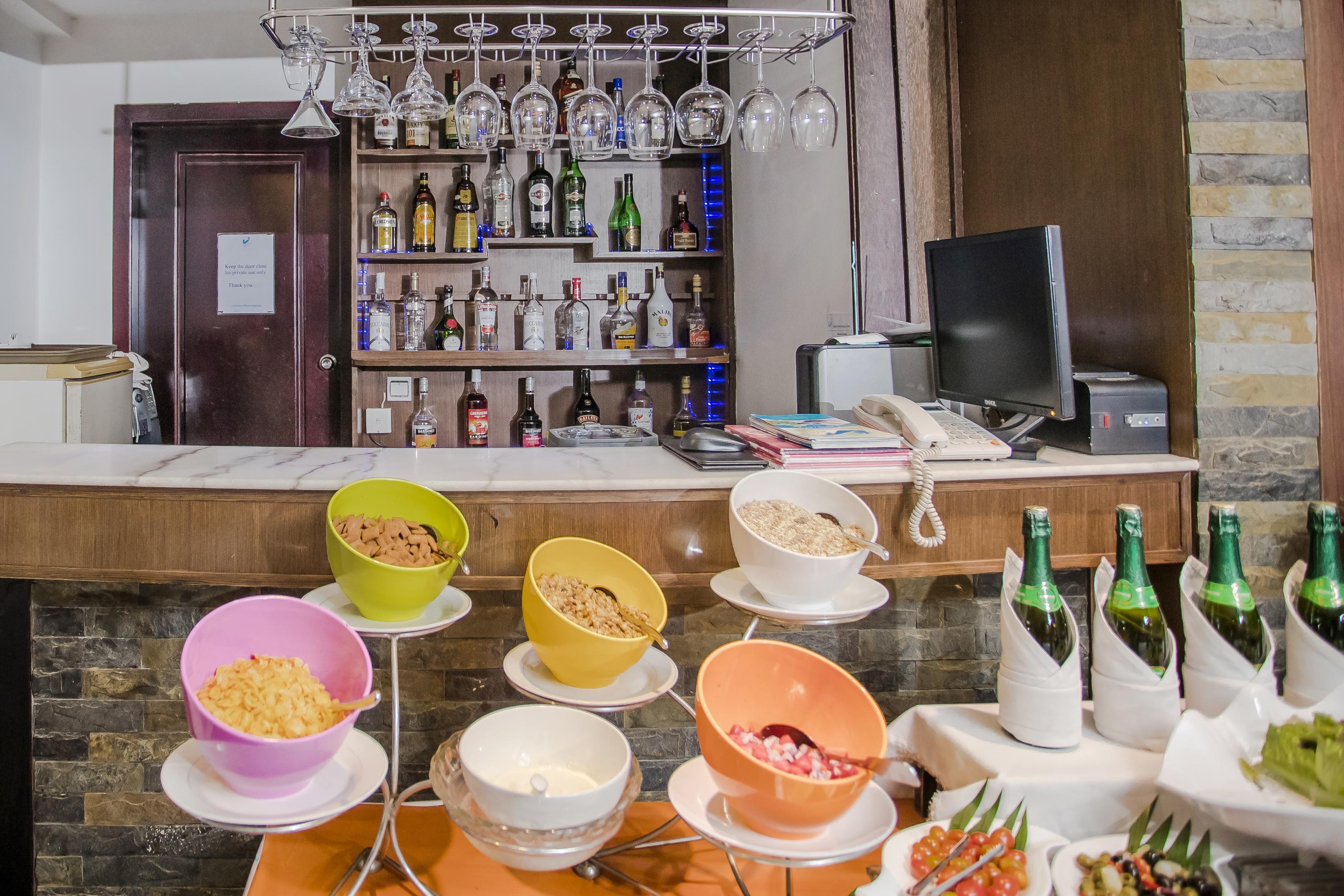 King Grand Boutique Hotel Phnom Penh Dış mekan fotoğraf