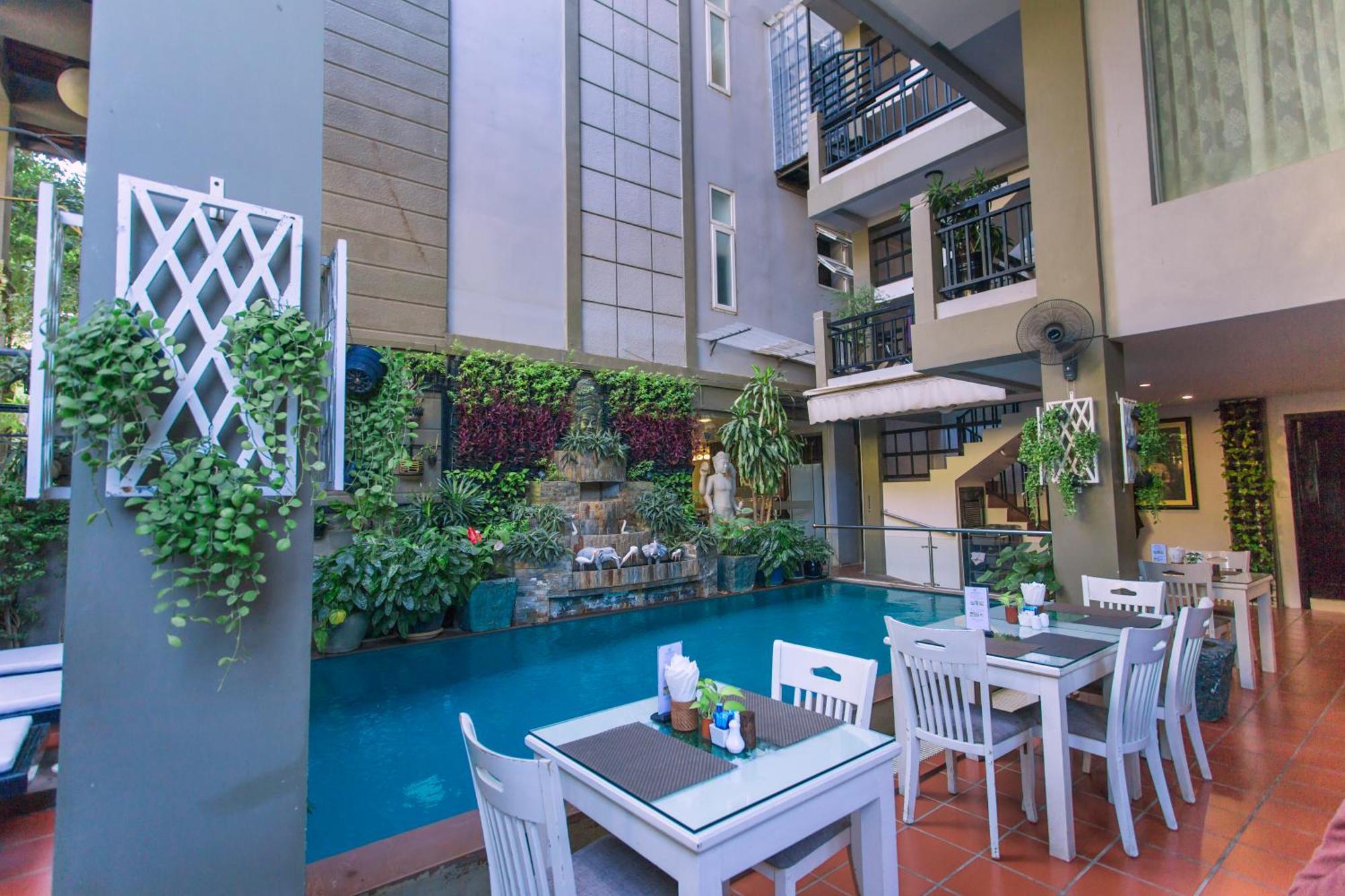 King Grand Boutique Hotel Phnom Penh Dış mekan fotoğraf