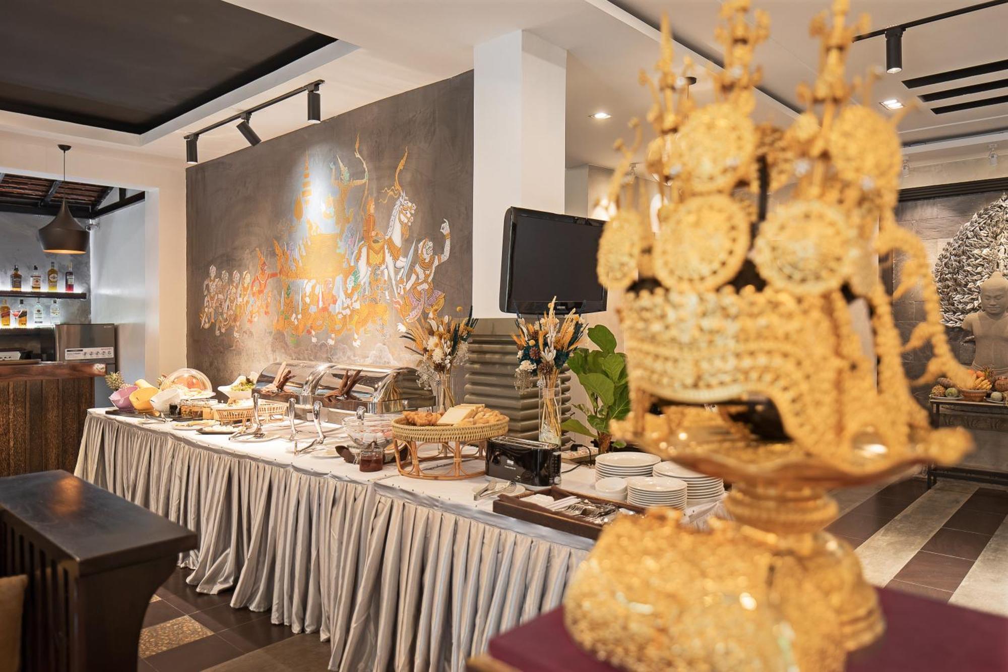 King Grand Boutique Hotel Phnom Penh Dış mekan fotoğraf